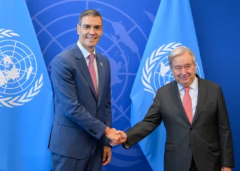 Archivo - El presidente del Gobierno, Pedro Sánchez (i) mantiene un encuentro con el secretario general de Naciones Unid