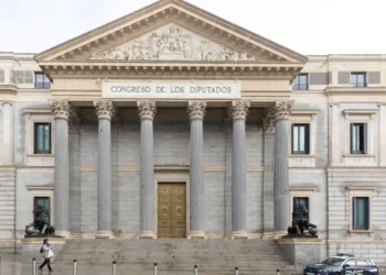 Archivo - Fachada del Congreso de los Diputados.