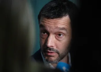 Archivo - El ministro de Derechos Sociales, Consumo y Agenda 2030, Pablo Bustinduy. Archivo.