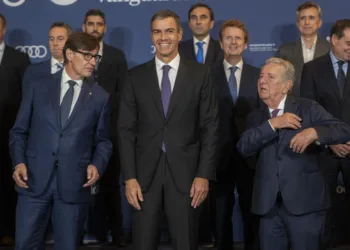 Sánchez pide un “último esfuerzo” a los grupos y convalidar el decreto de vivienda en el Congreso