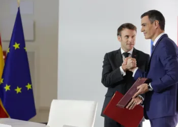 Macron visita España con el Tratado de Amistad aún pendiente y la solidaridad con Ceuta muy presente
