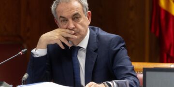 El juez desestima la petición de Zapatero de anular el ‘caso Plus Ultra’ al no ver vulnerados sus derechos