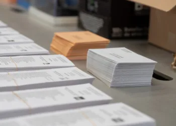 Archivo - Material electoral para las próximas elecciones generales del 23 de julio en el almacén de urnas, a 18 de juli