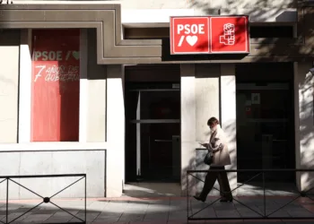 Archivo - Fachada de la sede del PSOE en Ferraz, a 27 de noviembre de 2025, en Madrid (España).