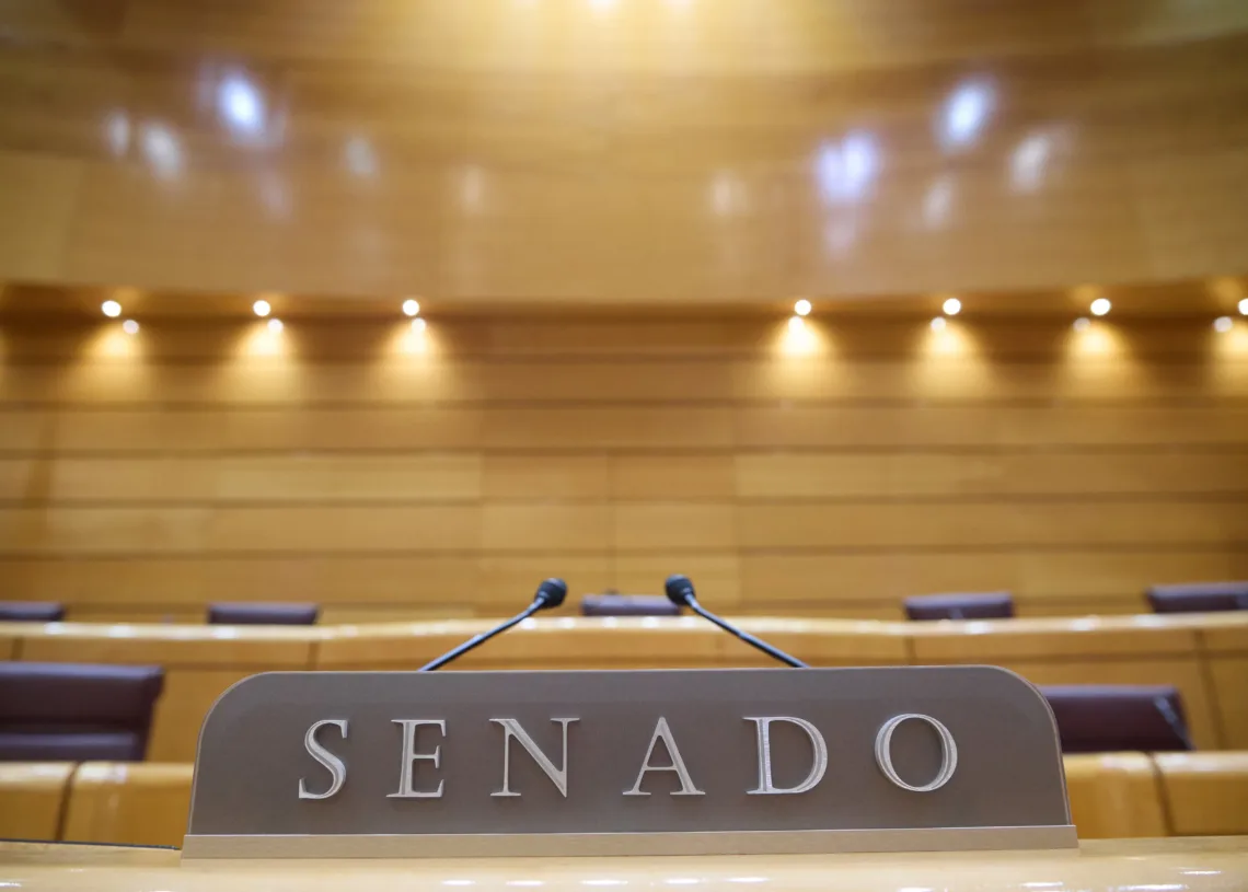 Archivo - Tribuna de oradores del Senado durante un pleno en el Senado, a 12 de marzo de 2025, en Madrid (España).