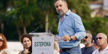 Imagen del líder de Vox, Santiago Abascal, en un acto de precampaña. A 11 de octubre de 2026 en Estepona (Málaga, Andalu
