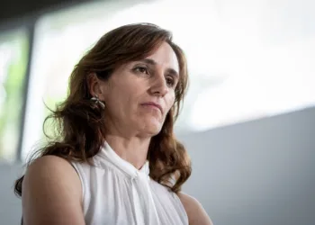 La ministra de Sanidad, Mónica García. Archivo.