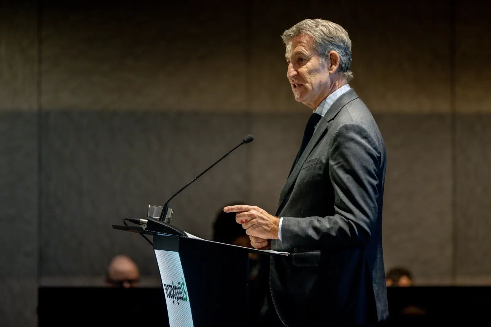 El presidente del PP, Alberto núñez-Feijóo, participa en el XV Aniversario de Vozpópuli, a 22 de octubre de 2026, en Mad