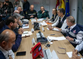 El ministro de Transportes y Movilidad Sostenible, Óscar Puente; el ministro de Interior, Fernando Grande Marlaska;  el