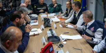 El ministro de Transportes y Movilidad Sostenible, Óscar Puente; el ministro de Interior, Fernando Grande Marlaska;  el