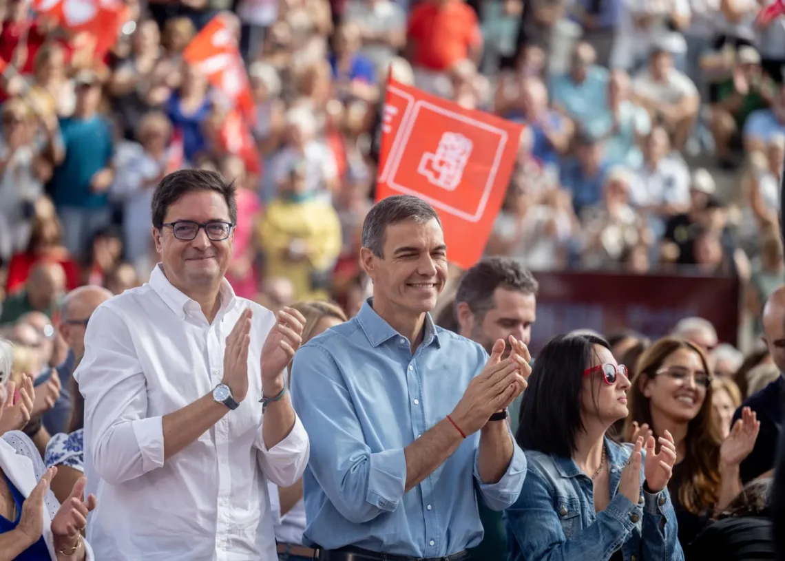 López dice que Sánchez está “mejor que nunca” y “la fuerza de la gente” parará “mala política” de PP y Vox