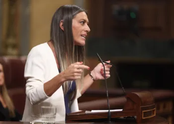 Nogueras se presentará para ser candidata y descarta facilitar que gobierne PP-Vox